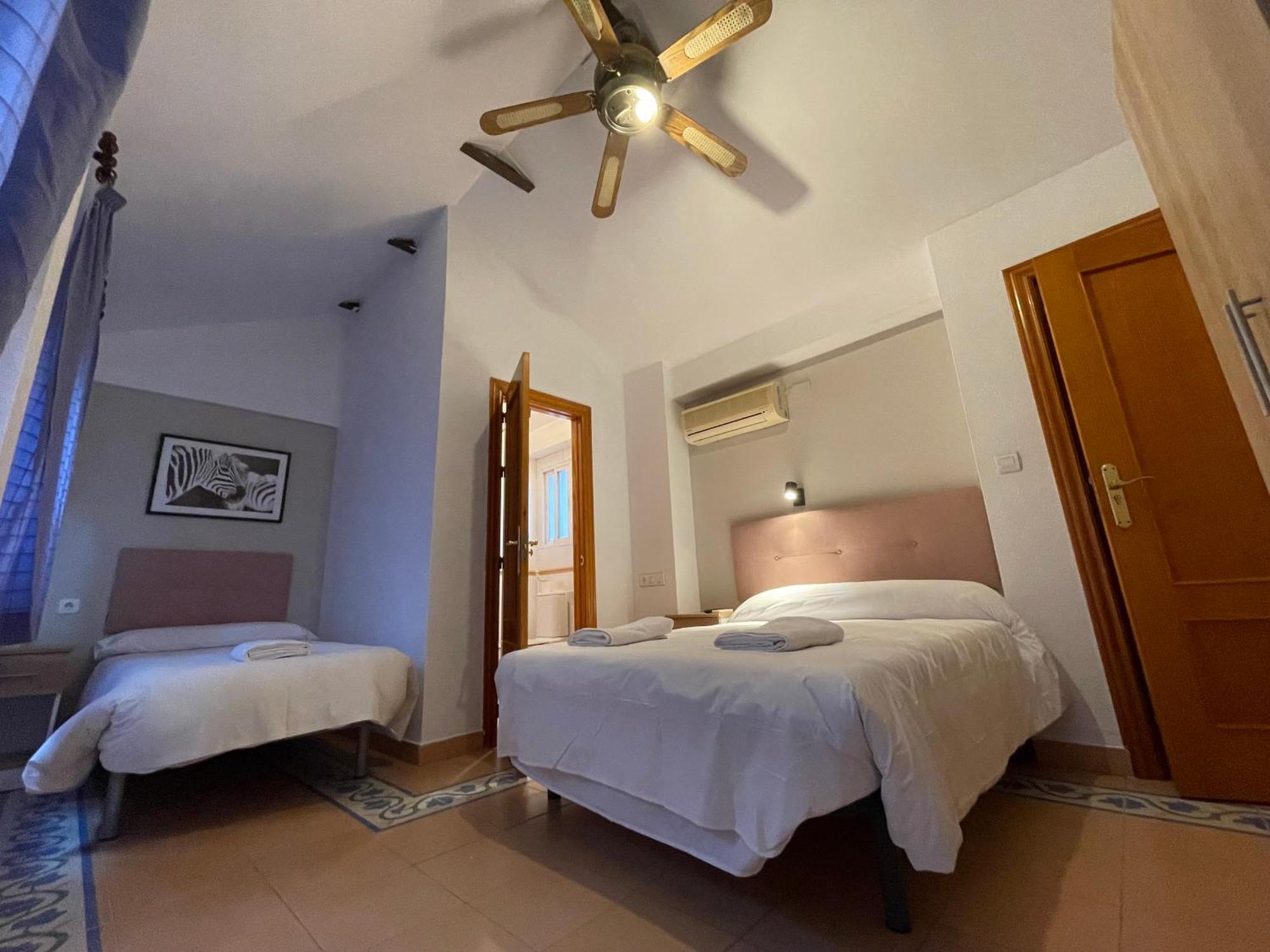 Suenos De Lorca Guest House غرناطة المظهر الخارجي الصورة